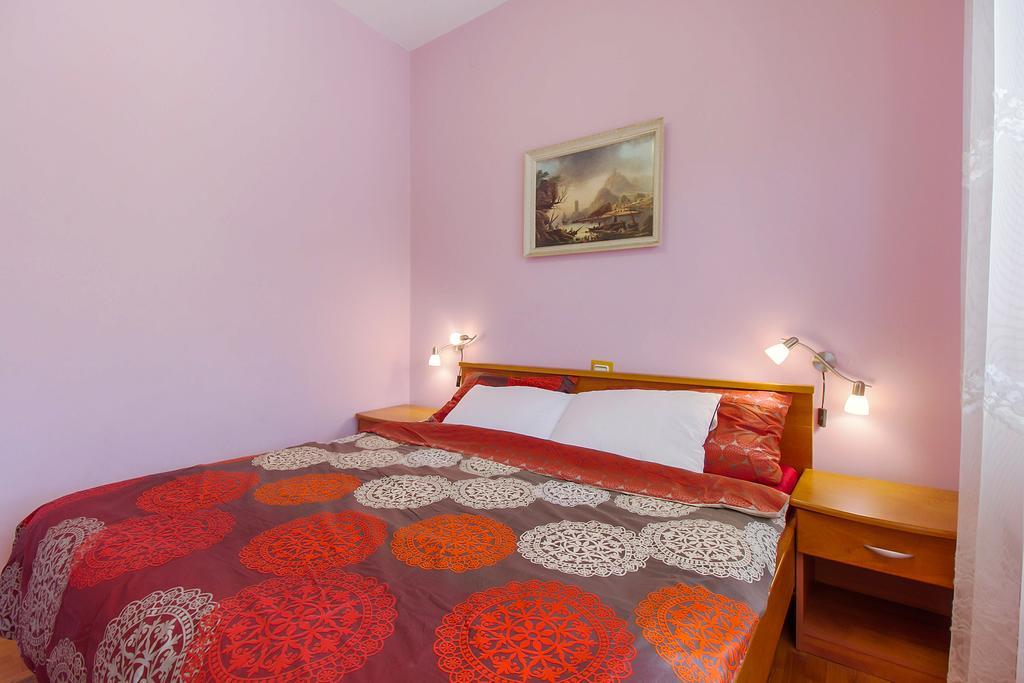 Apartment Oleander Mali Losinj Exterior photo